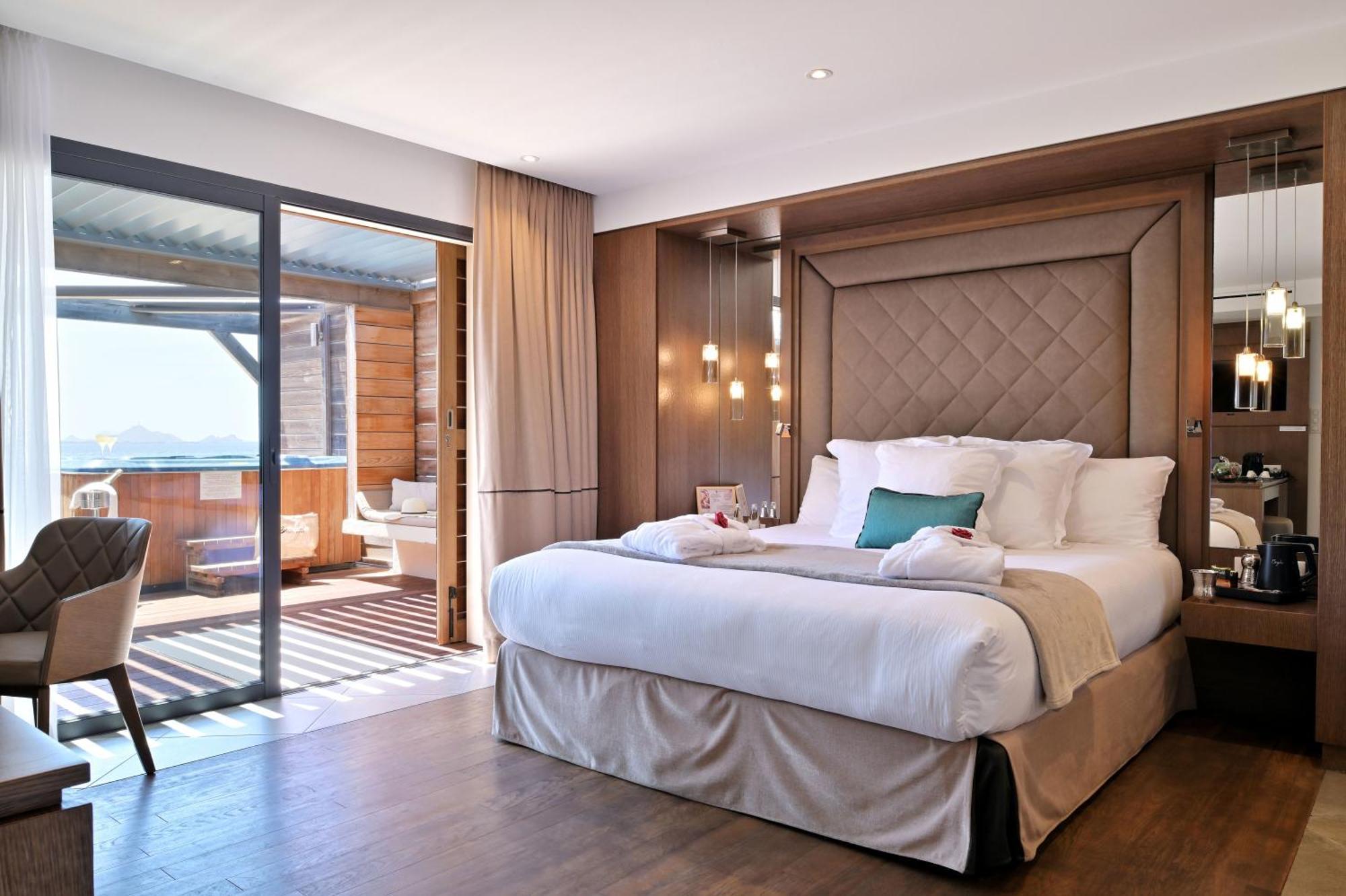 Hotel Le Week End Ajaccio  Exterior photo