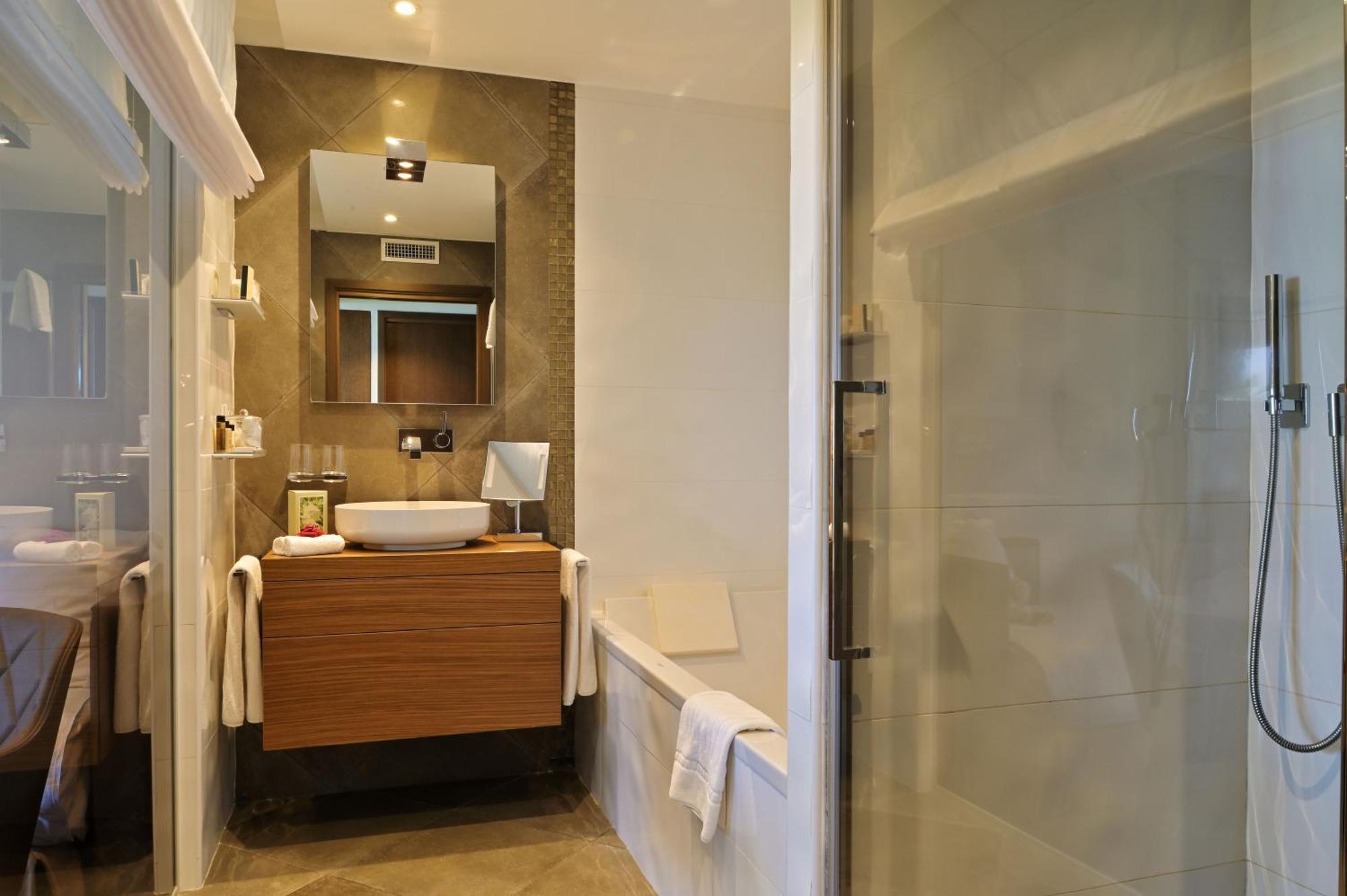 Hotel Le Week End Ajaccio  Exterior photo